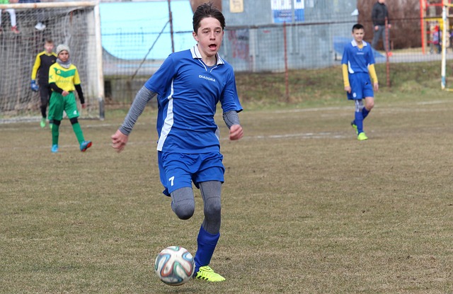 陈经纶中学游泳馆焕新开馆,开馆首日迎来世界冠军——.